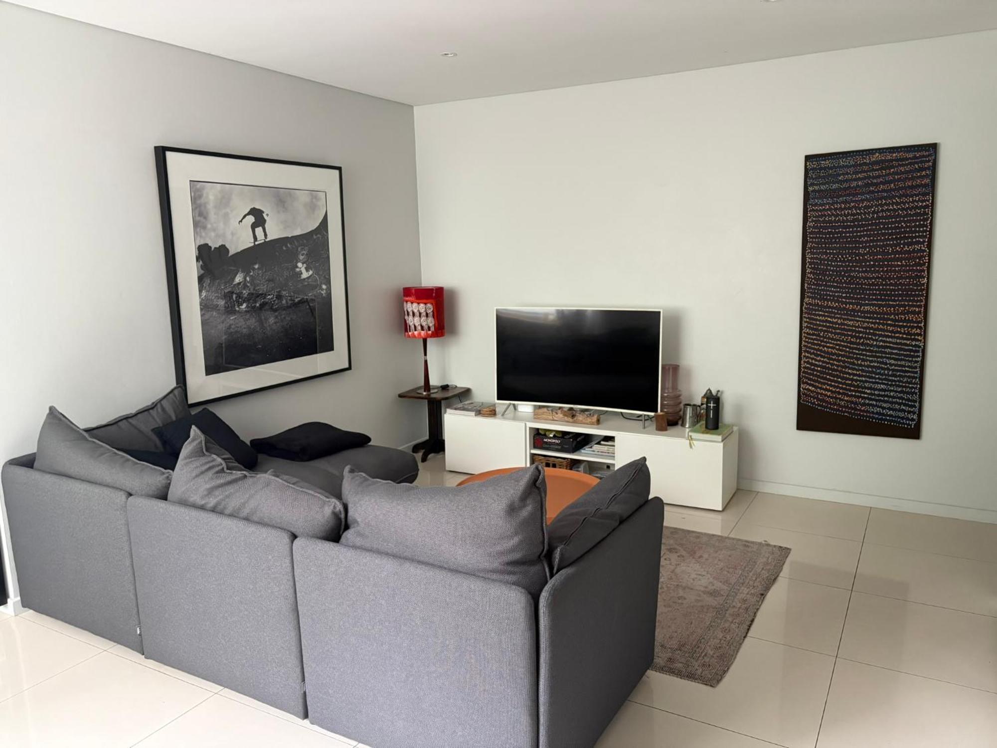 A Modern Two Bedroom Apartment! Quiet, Secure And 1 Minute Walk To Bondi Beach! Sydney